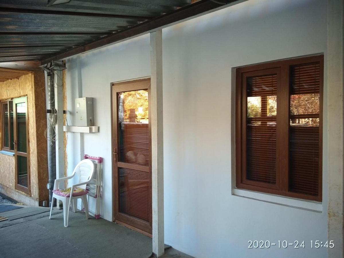 Apartment In A Guest House Almatı Dış mekan fotoğraf