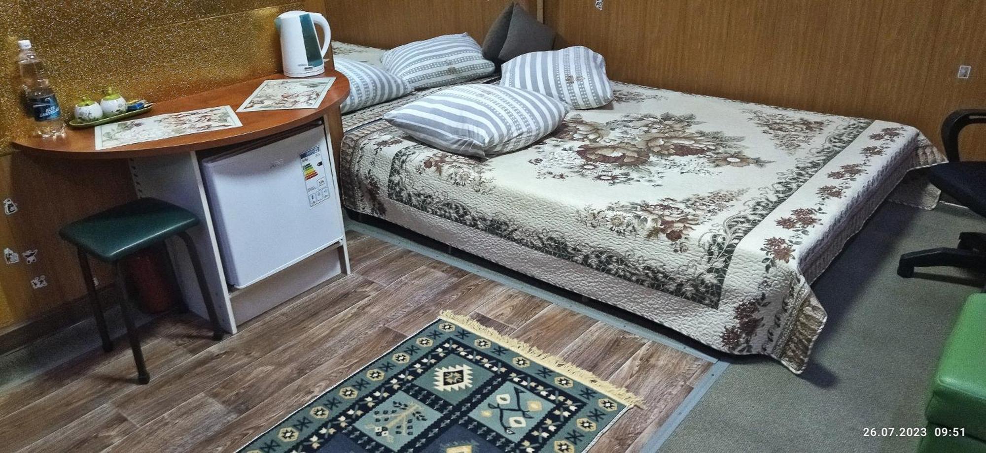 Apartment In A Guest House Almatı Dış mekan fotoğraf