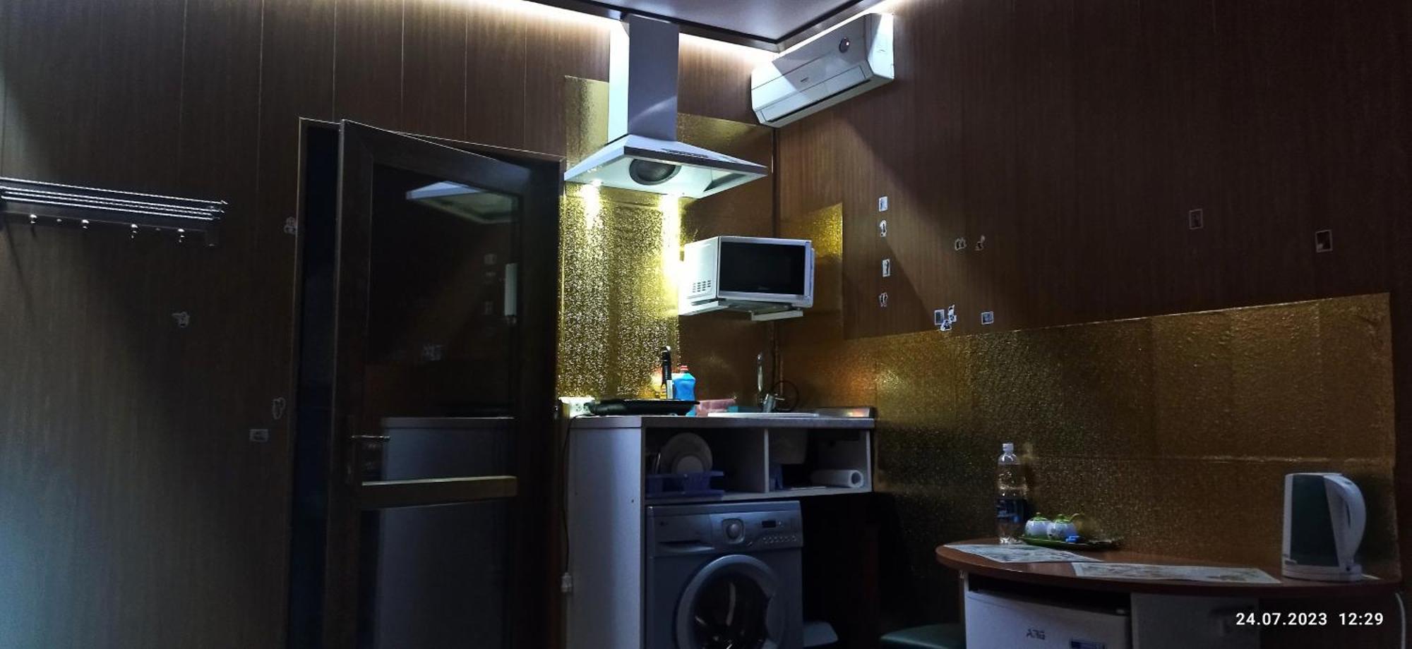 Apartment In A Guest House Almatı Dış mekan fotoğraf